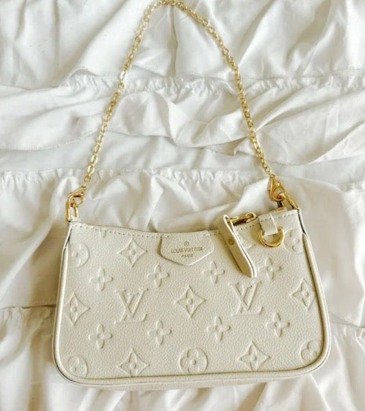 All Cream Purse
