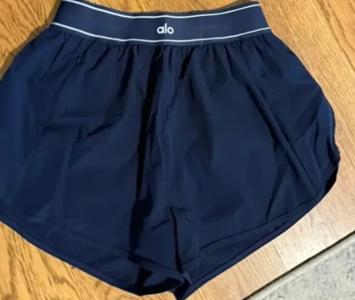 A L O Shorts