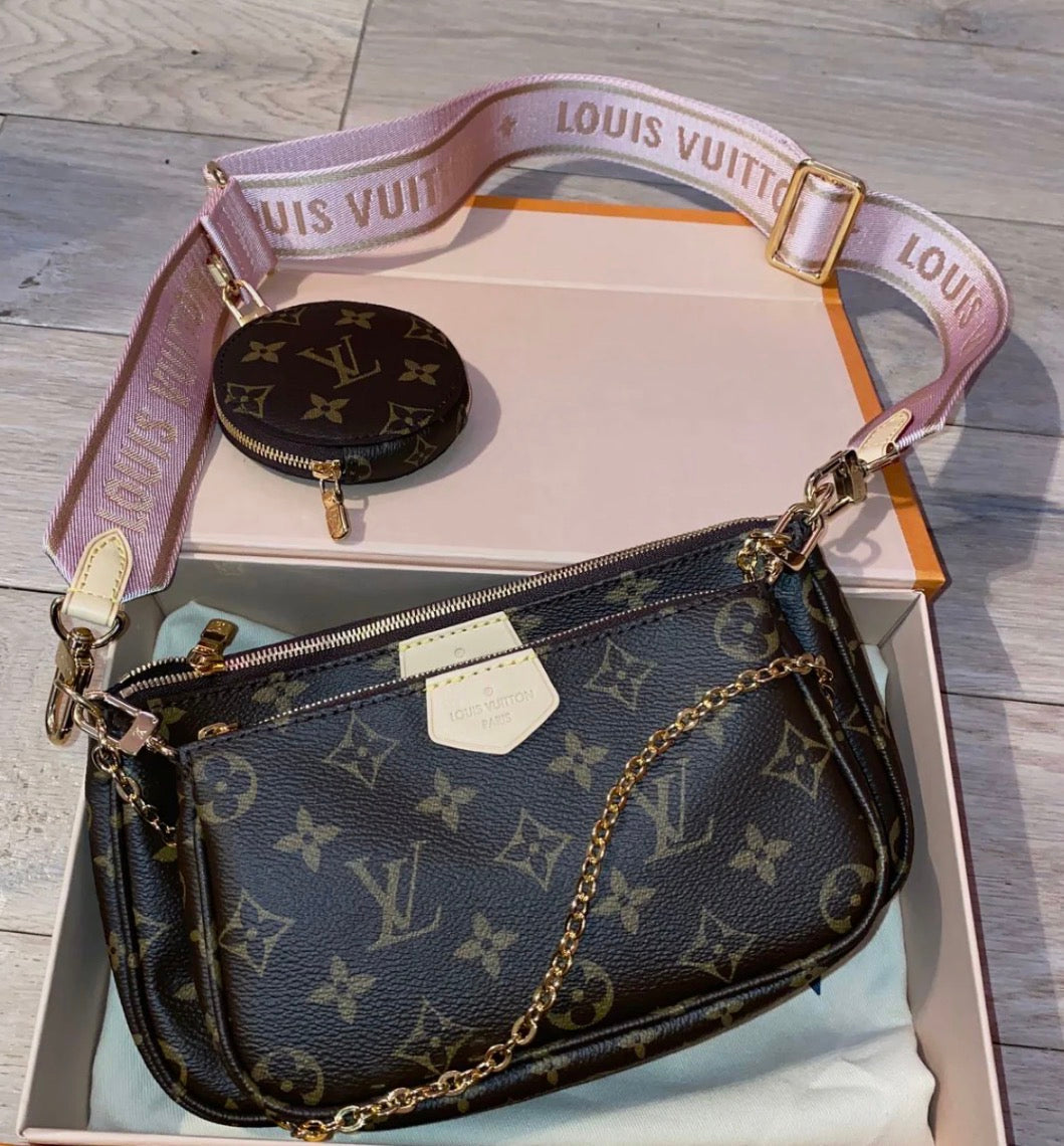 LV PURSE
